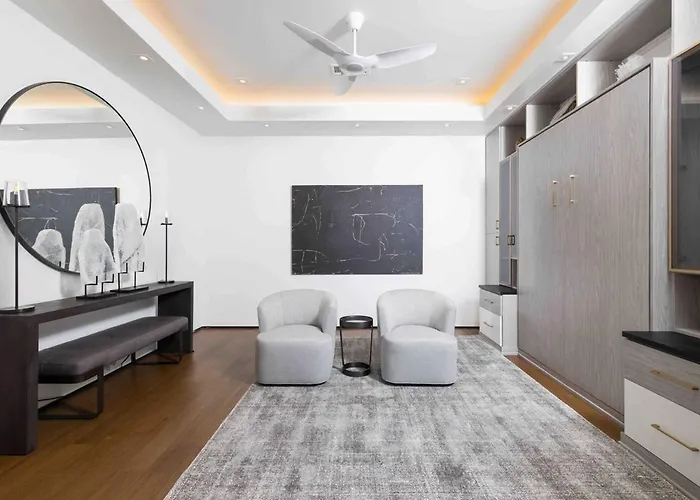 Luxurious Modern Masterpiece In Uptown Sedona